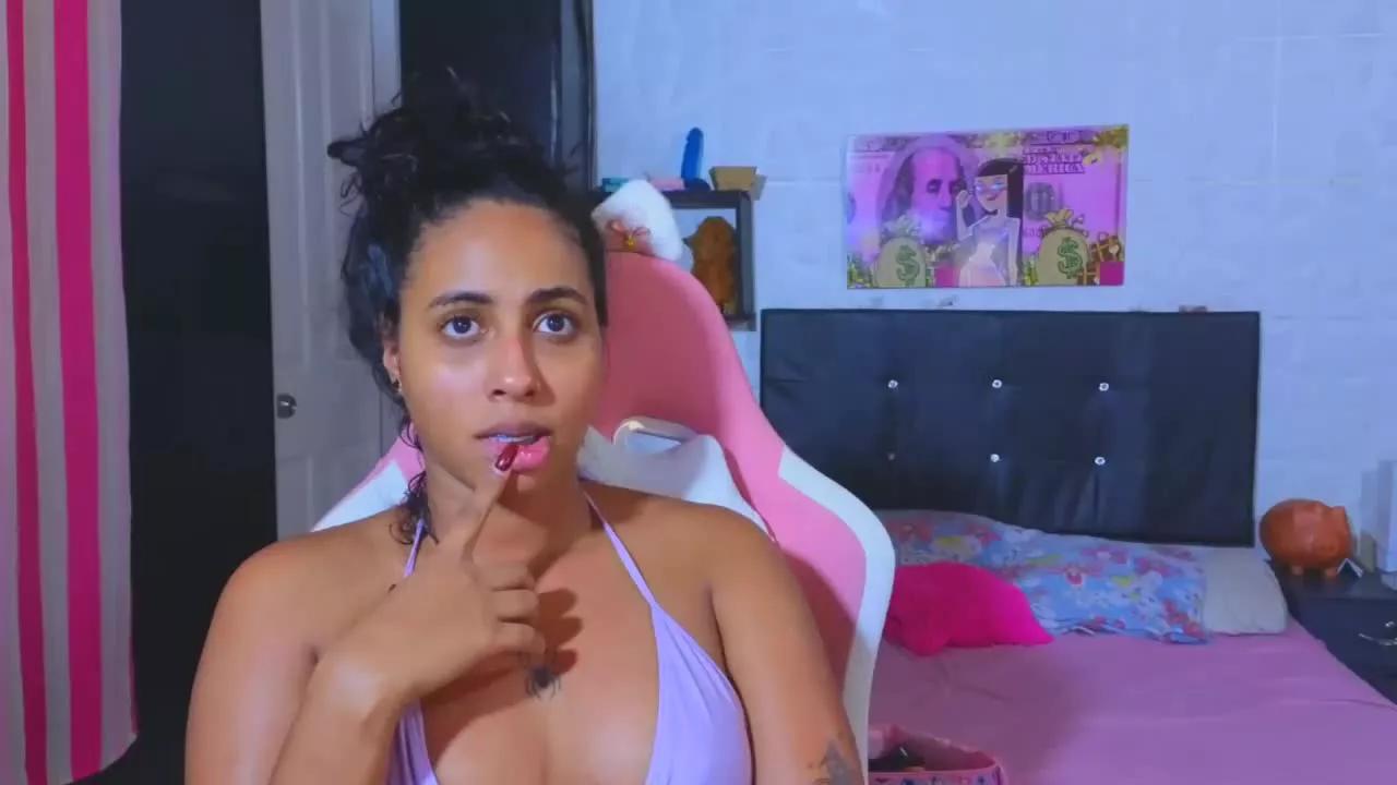 Amelia_Sweett on Streamray 