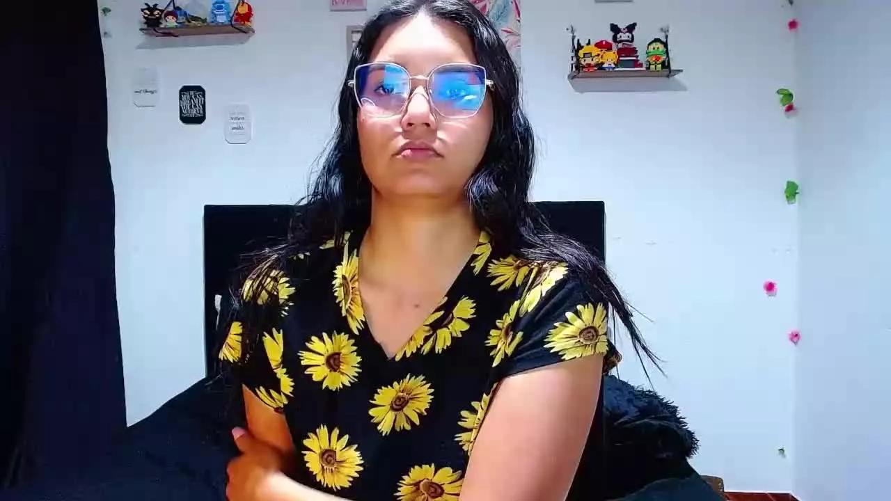 AriannaLeen on Streamray 