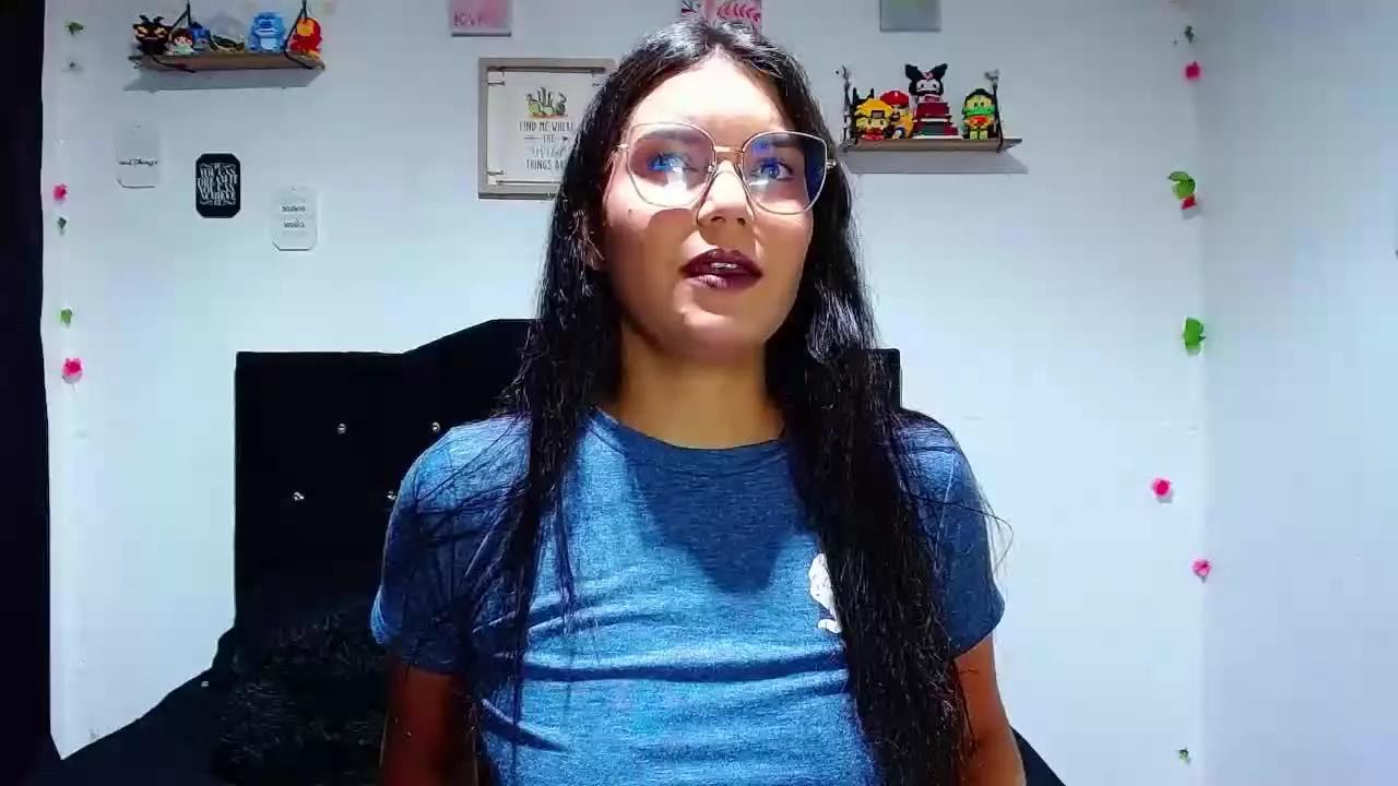 AriannaLeen on Streamray 