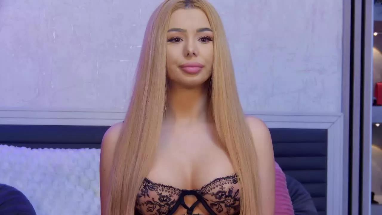 AriannaVoss on Streamray 