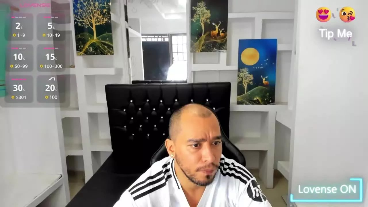 Offline ArthurEvanss on Streamray