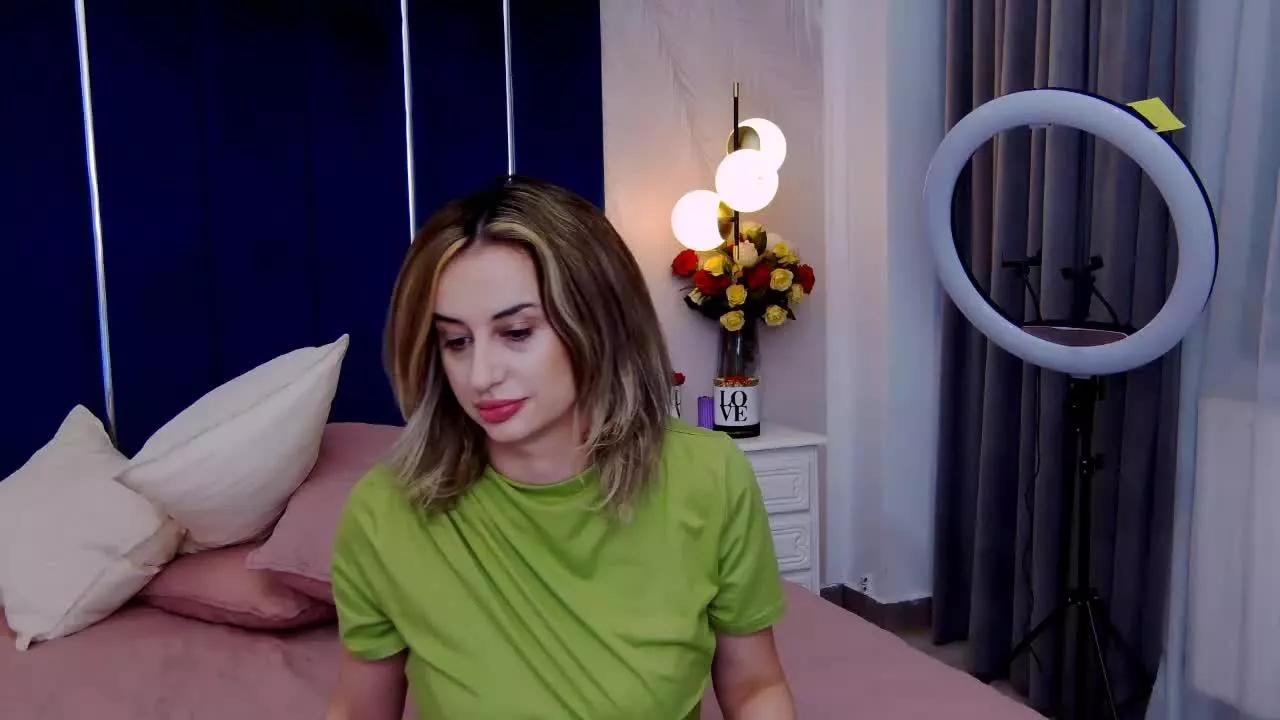 DaianaJacobs on Streamray 