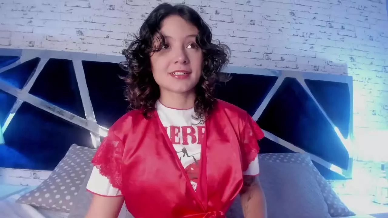 Offline DarcyWithee on Streamray