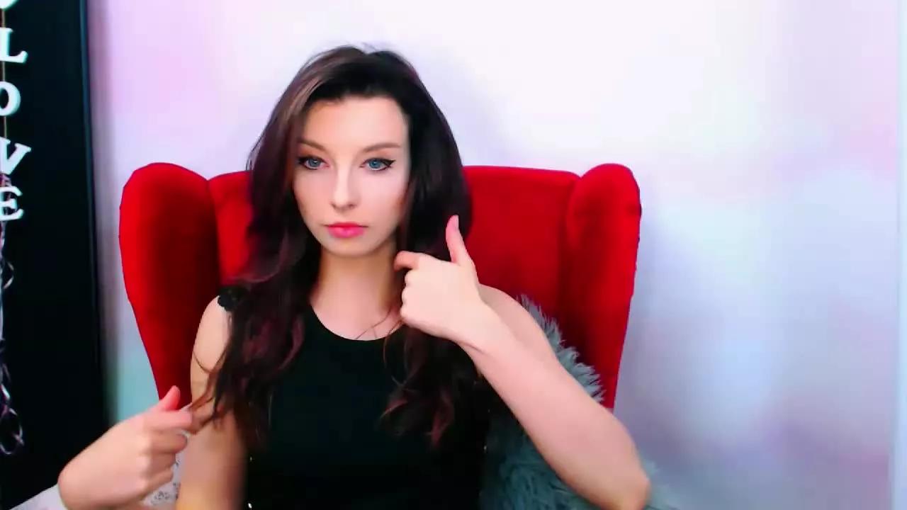 DominaLuna on Streamray 