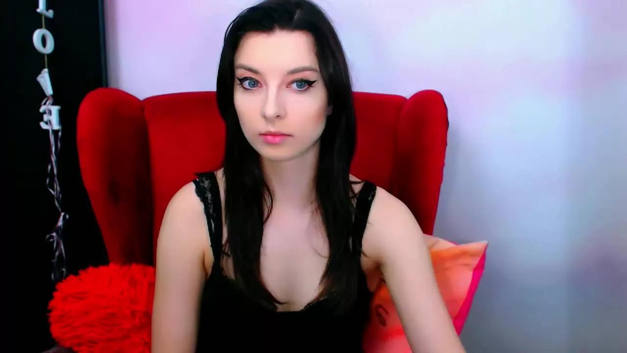 DominaLuna on Streamray 