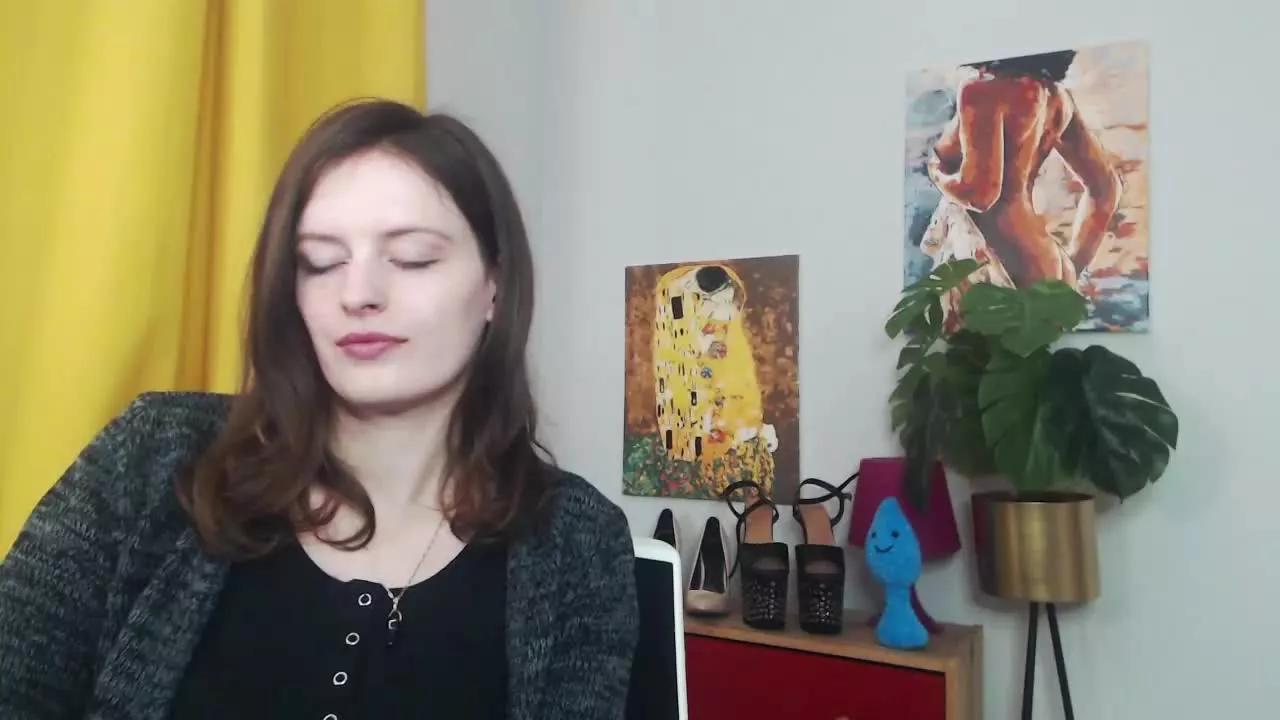 eroticNADINE on Streamray 