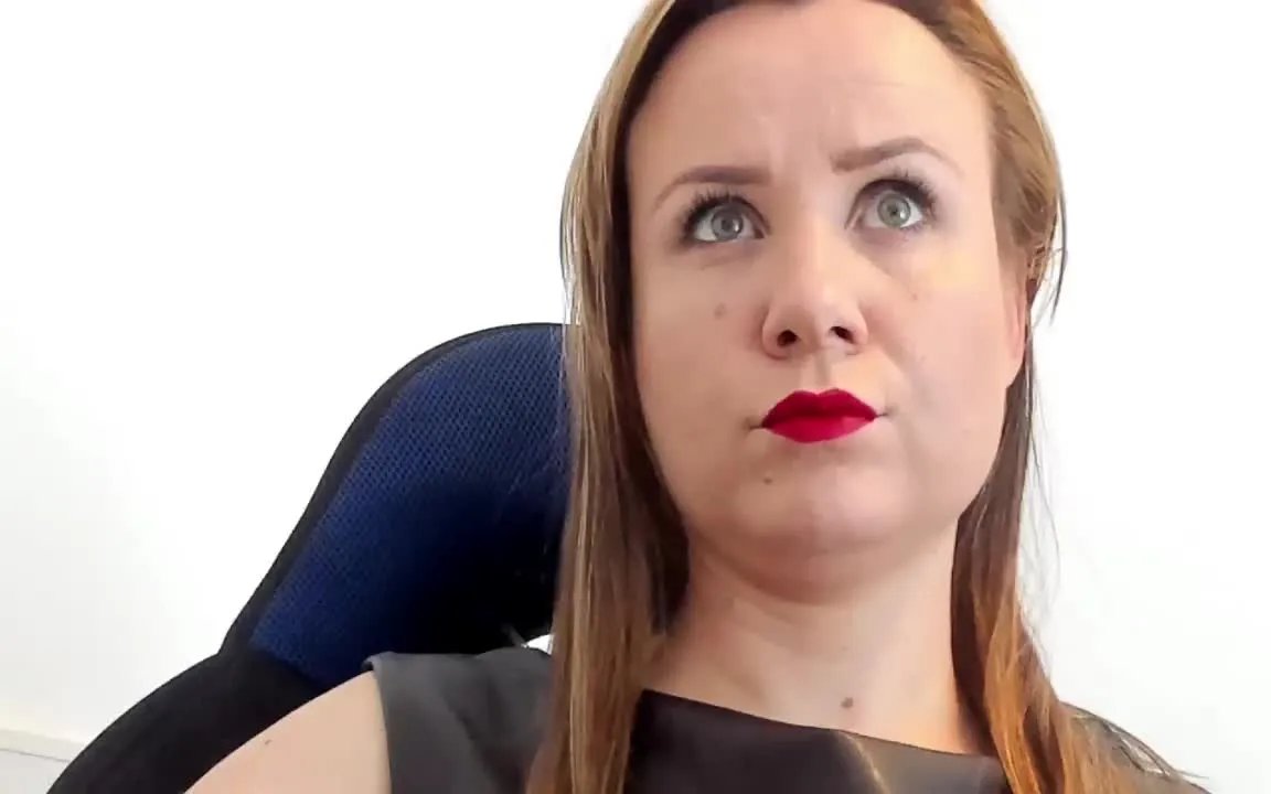 Offline HeartlessQueenn on Streamray