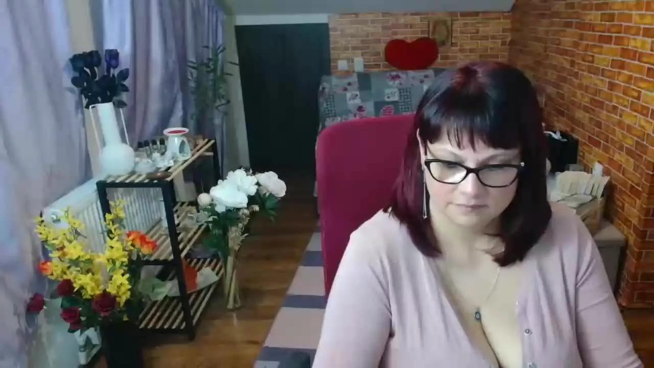 hellen37 on Streamray 