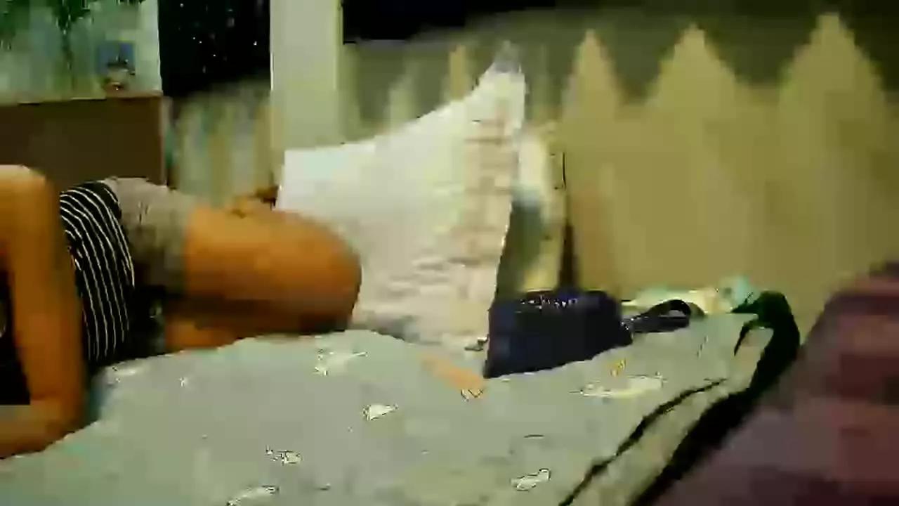 JannyAsia on Streamray 