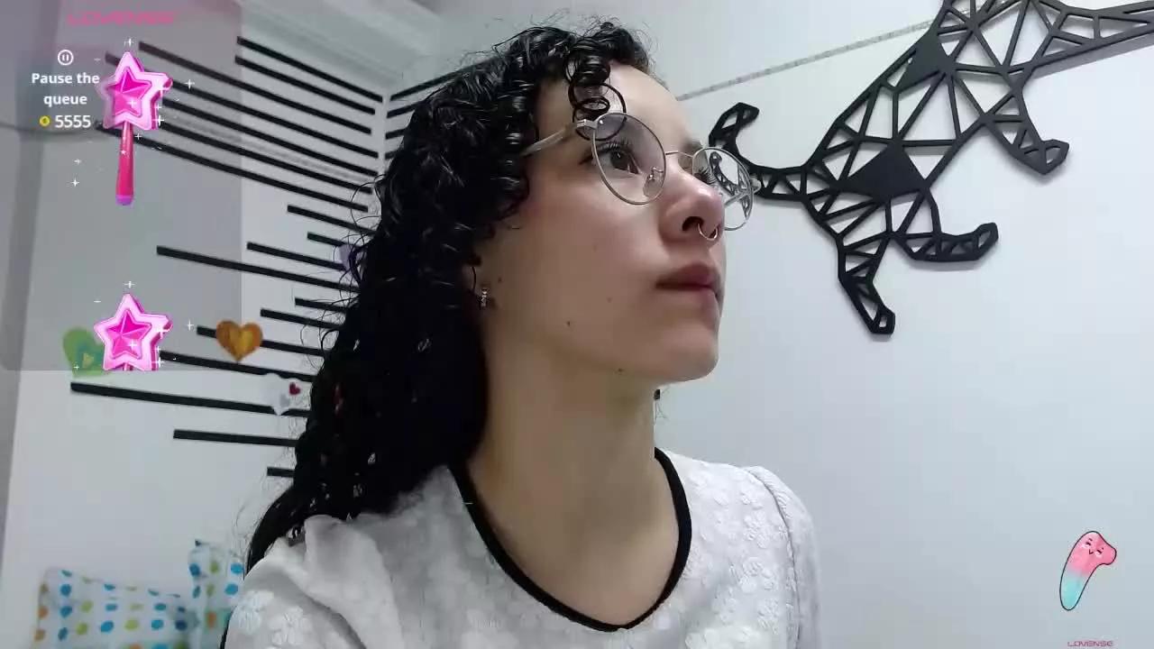 JennMuriel on Streamray 