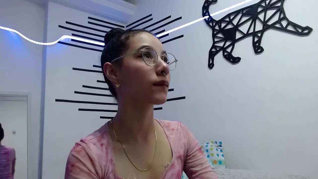 JennMuriel on Streamray 