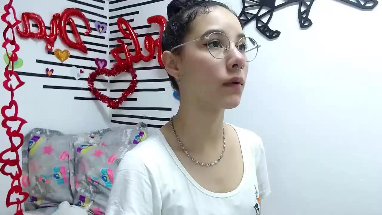 JennMuriel on Streamray 
