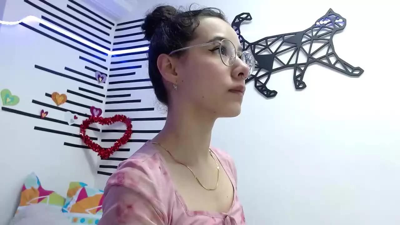 JennMuriel on Streamray 