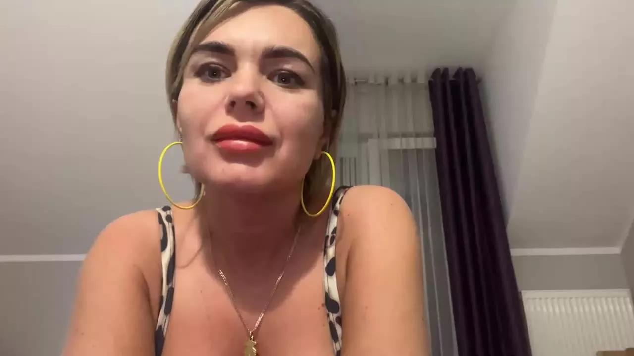JennyPassion on Streamray 