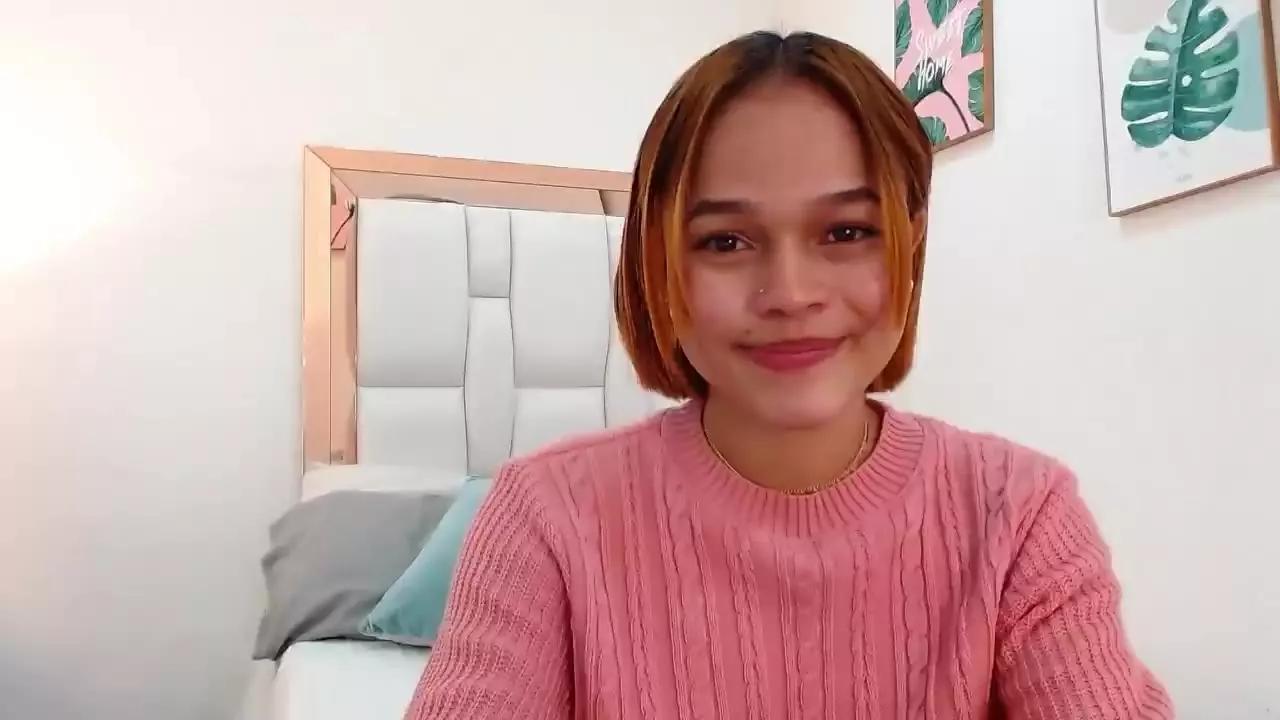JocelynVega on Streamray 