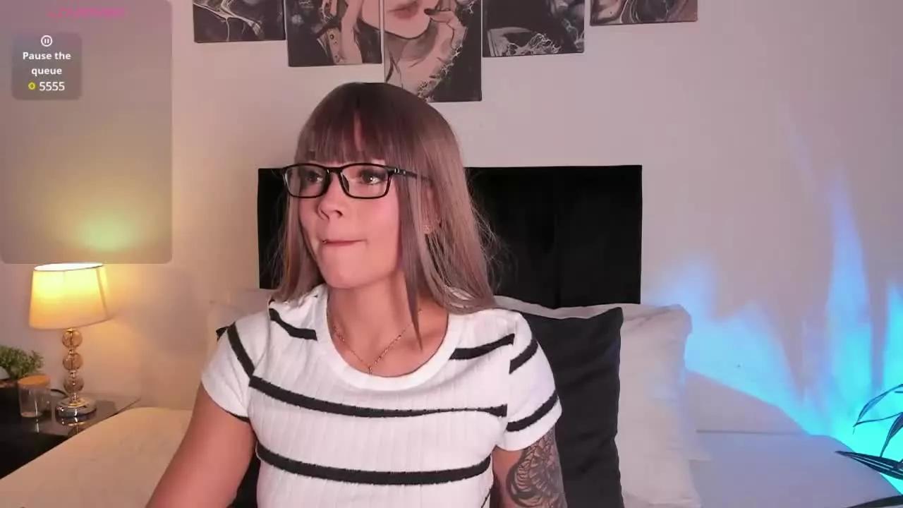 JocelynVega on Streamray 