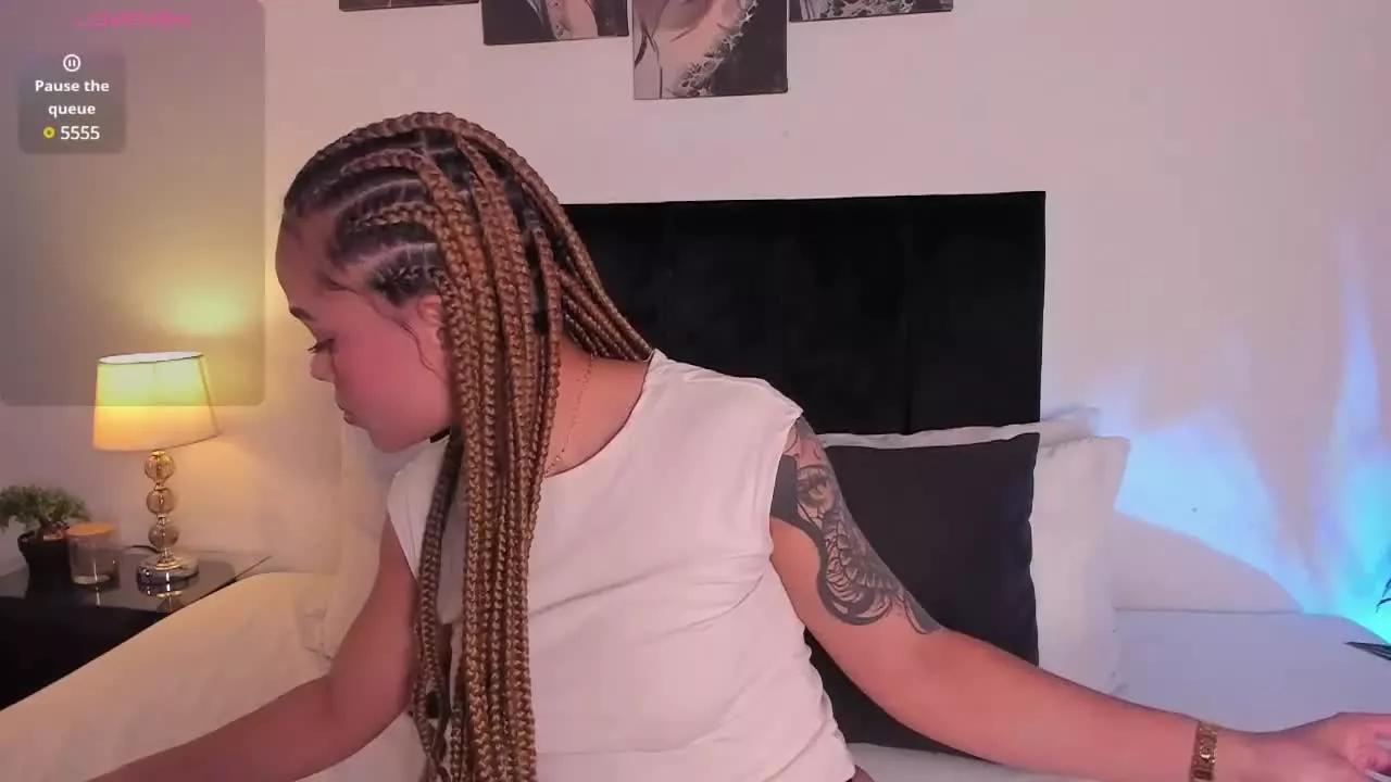 JocelynVega on Streamray 