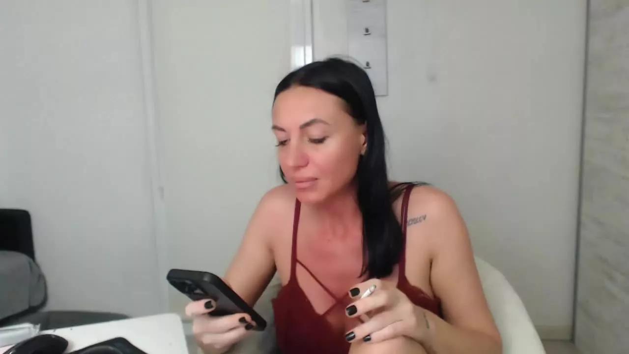 JolieCarla on Streamray 