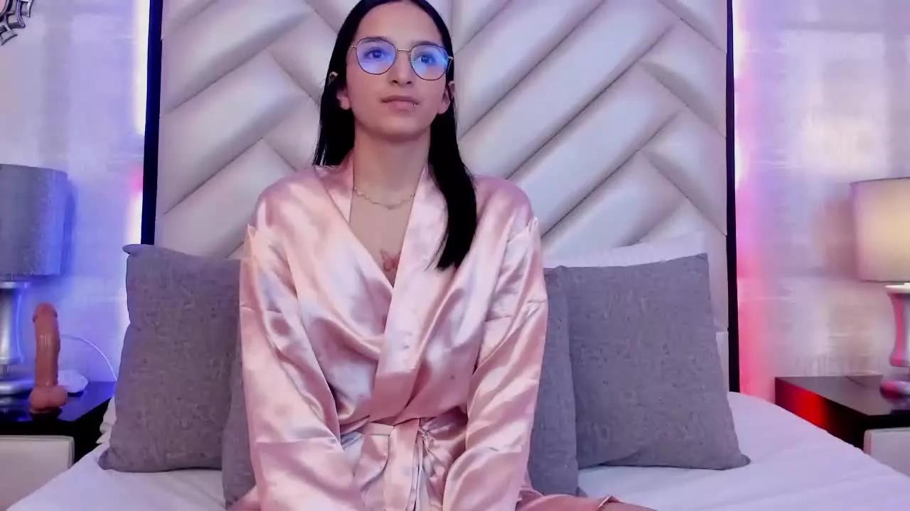 LauraFerreira on Streamray 
