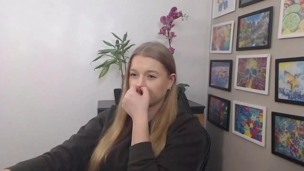 littleERICA on Streamray 