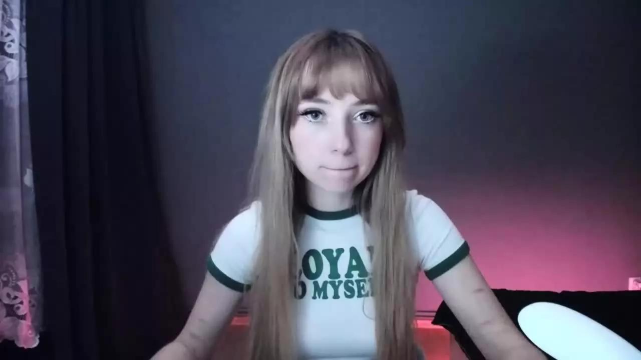 LuciaGorgeous on Streamray 
