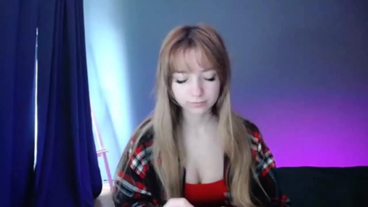 LuciaGorgeous on Streamray 
