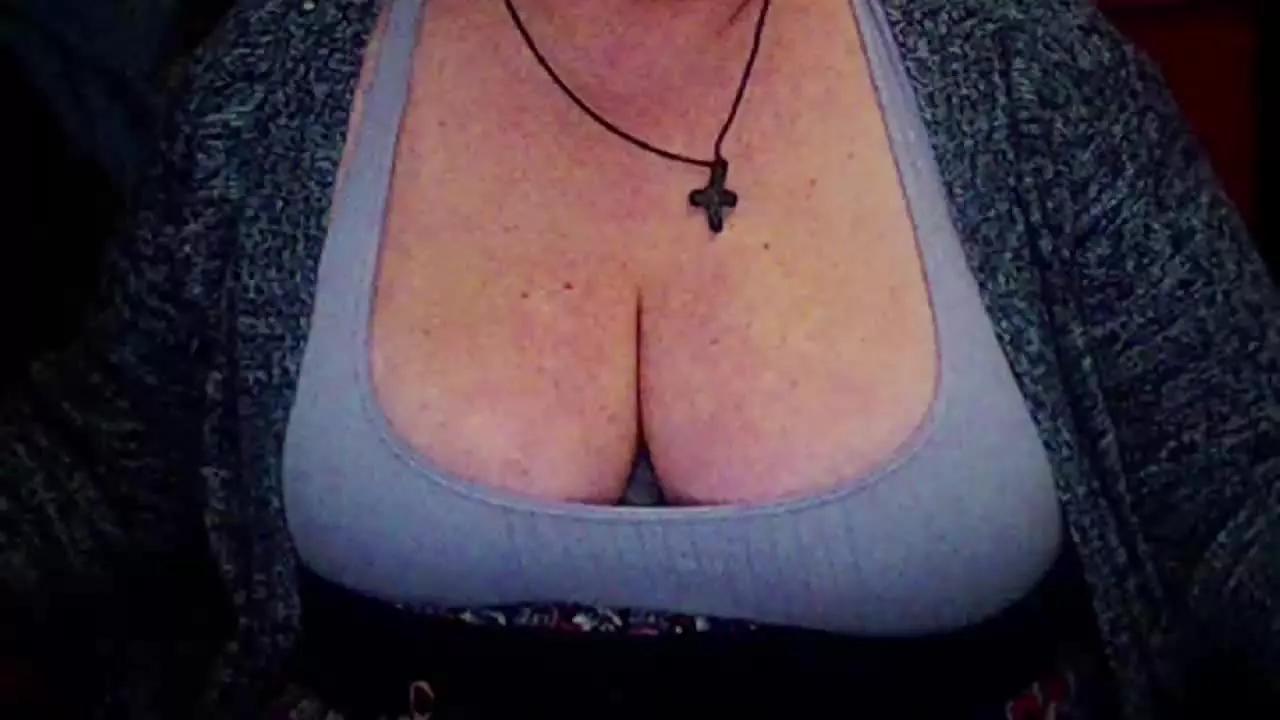 mayalove6969 on Streamray 