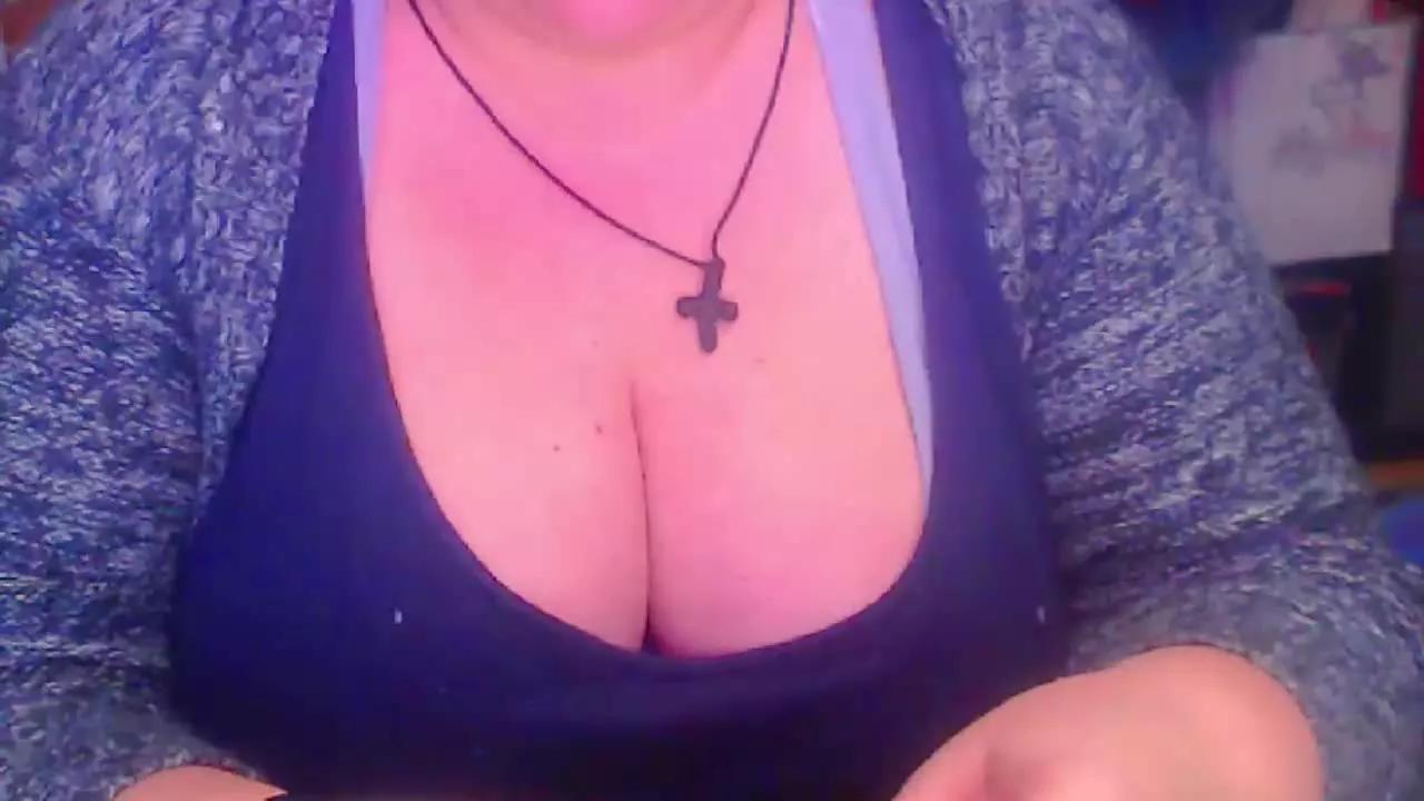 mayalove6969 on Streamray 