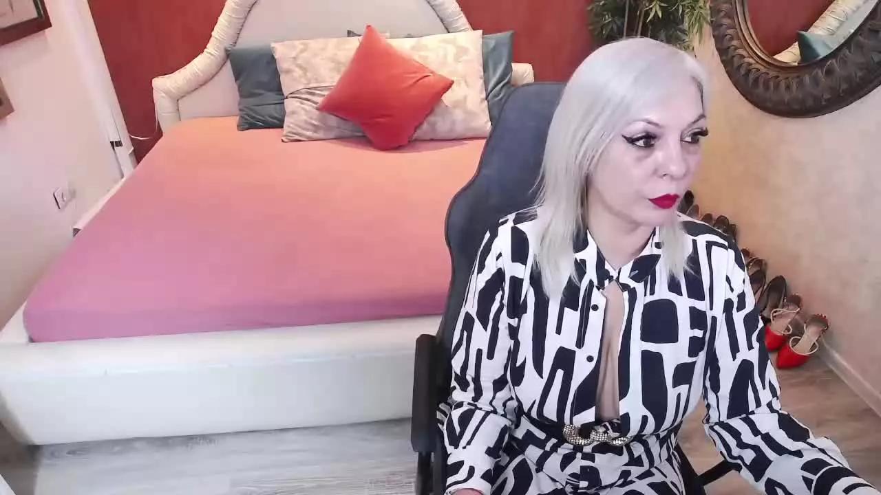 MeAmanda on Streamray 