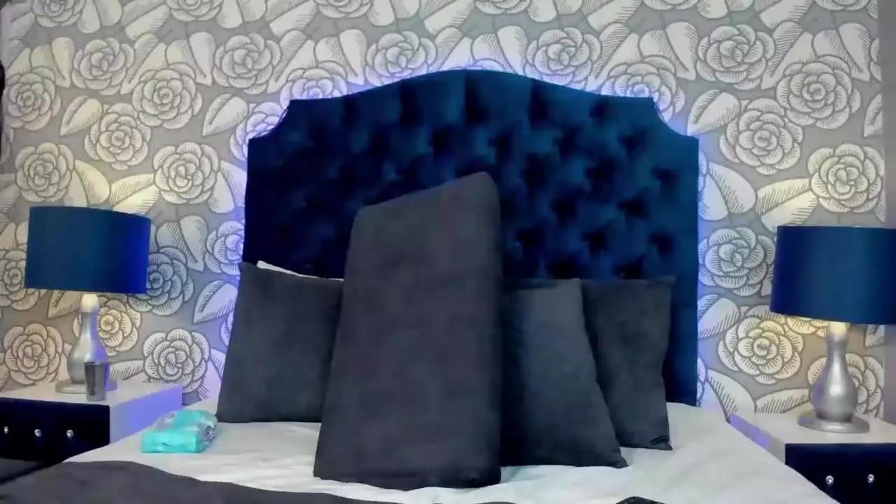 MeganHolly on Streamray 