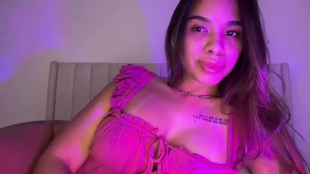 MilaOcean on Streamray 