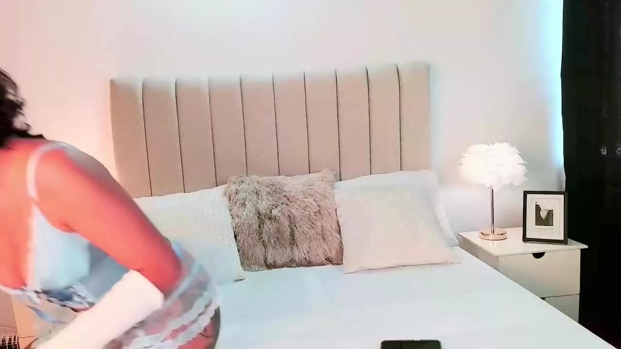 mileyfoxxy on Streamray 