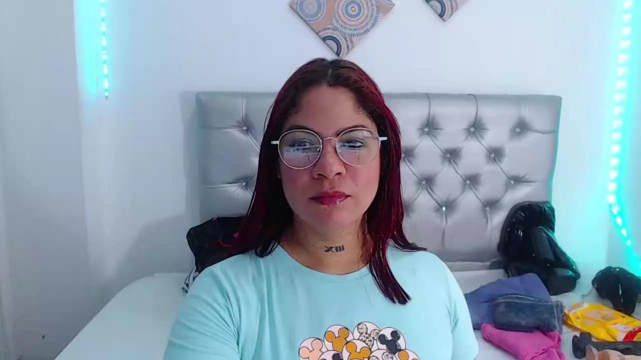 Missy_cougar1 on Streamray 