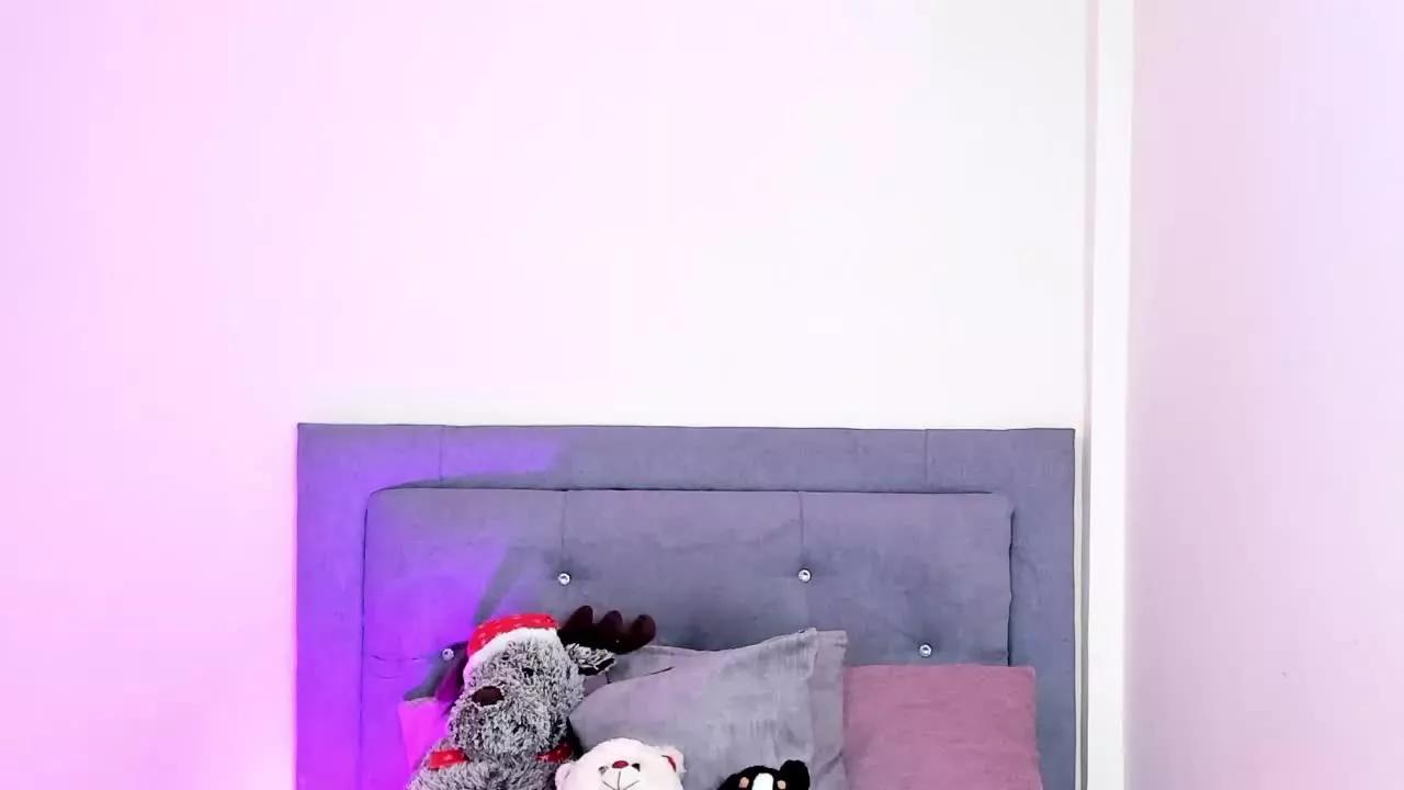 MollyParker on Streamray 
