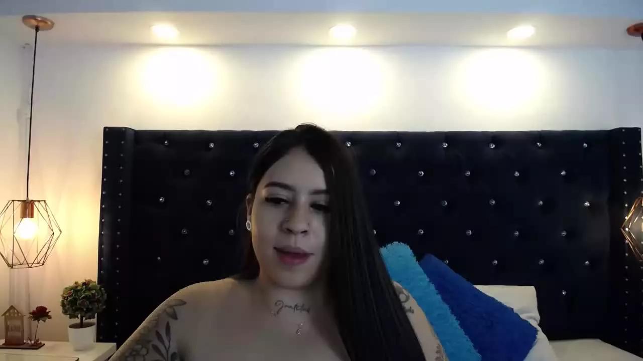 RominaSmith on Streamray 