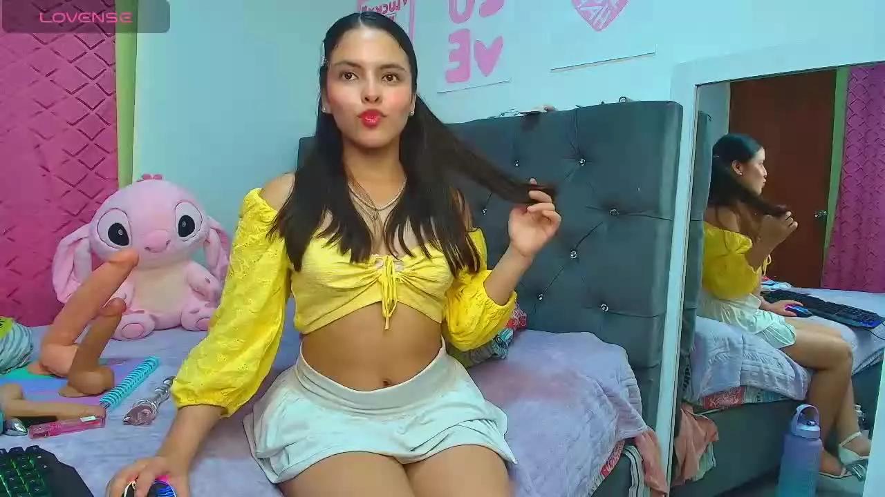 sarah_lanne on Streamray 