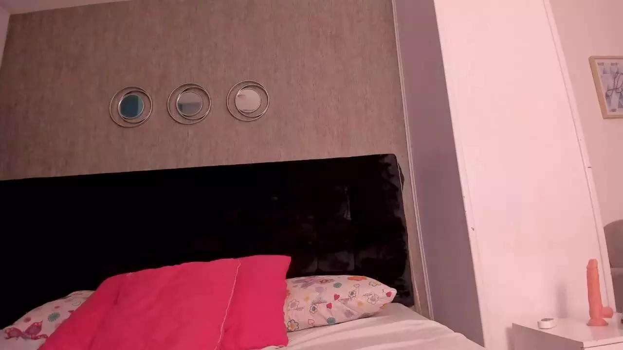 ScarlletMoon on Streamray 