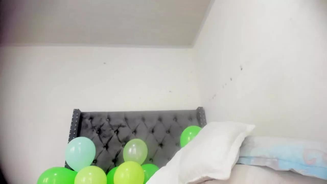 sofiaebony01 on Streamray 