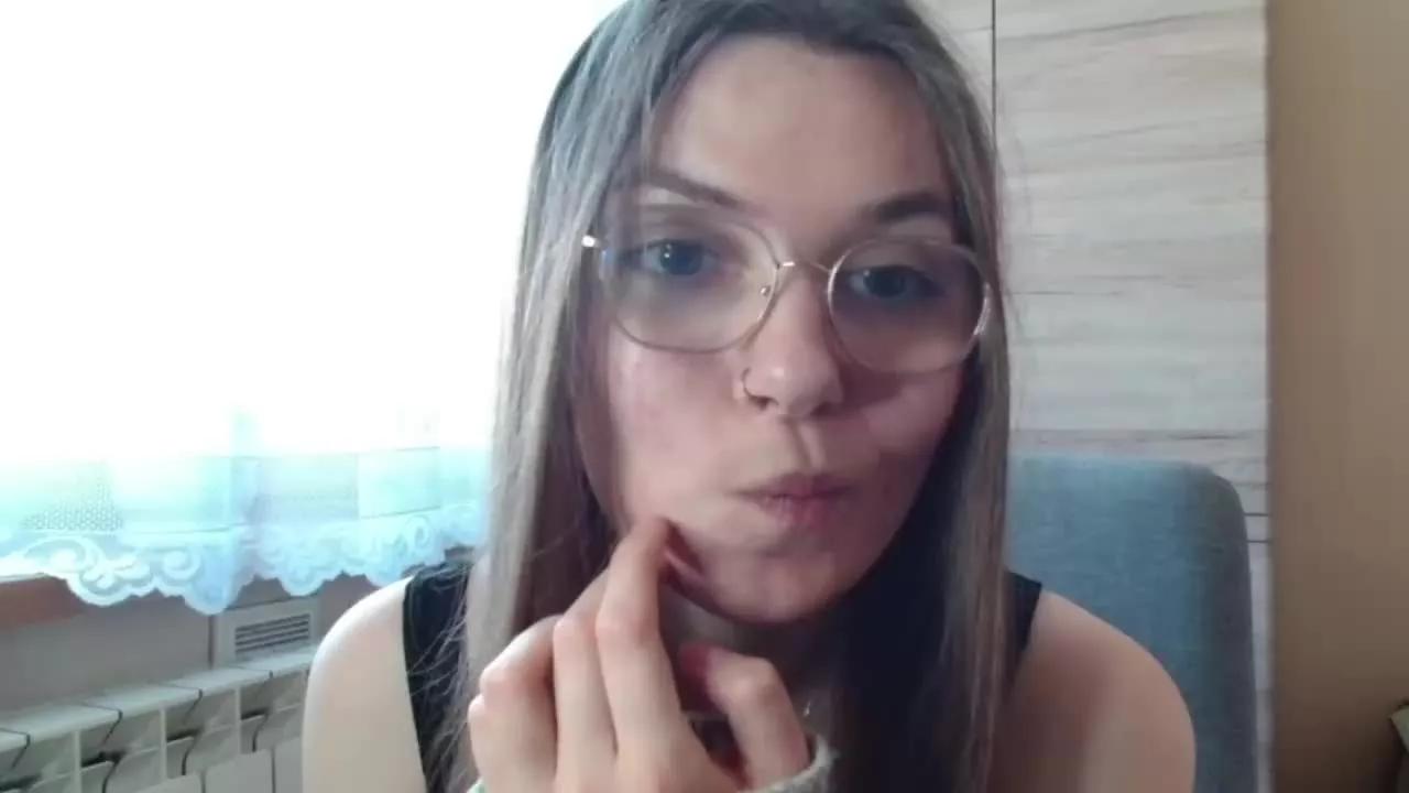 tastyELLYY on Streamray 