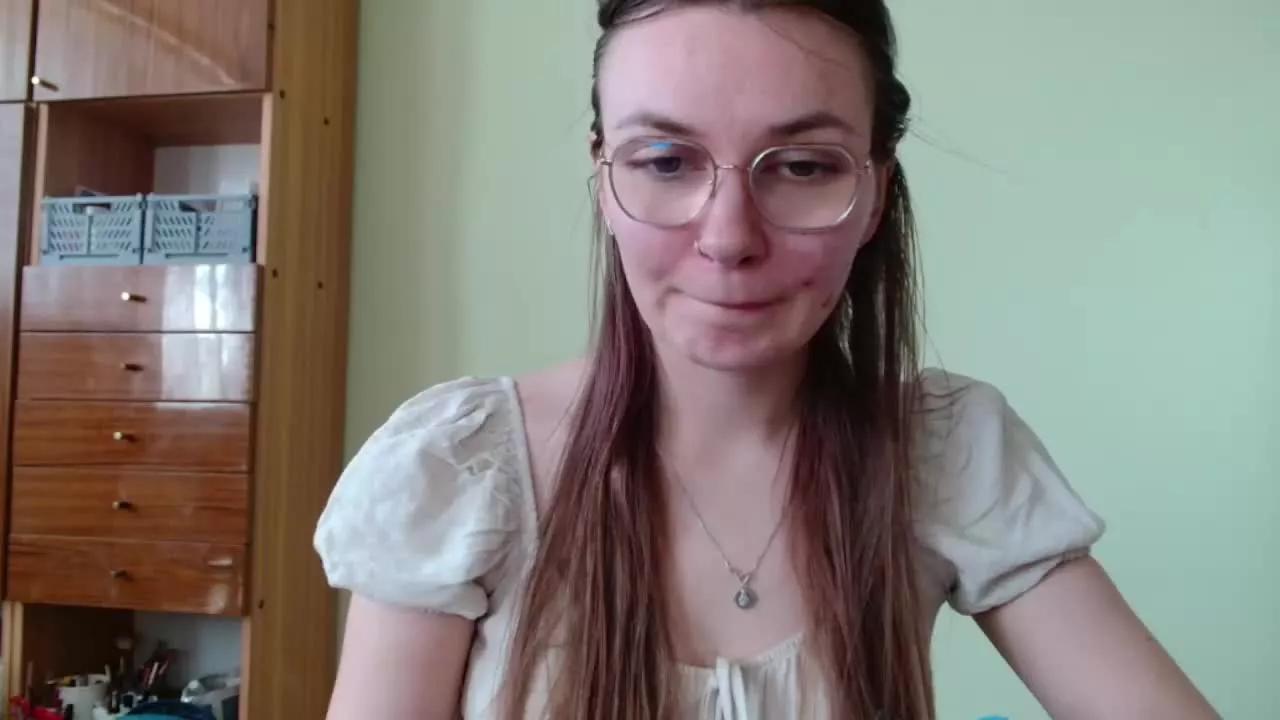 tastyELLYY on Streamray 