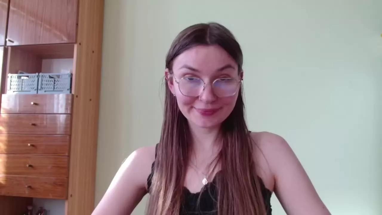 tastyELLYY on Streamray 