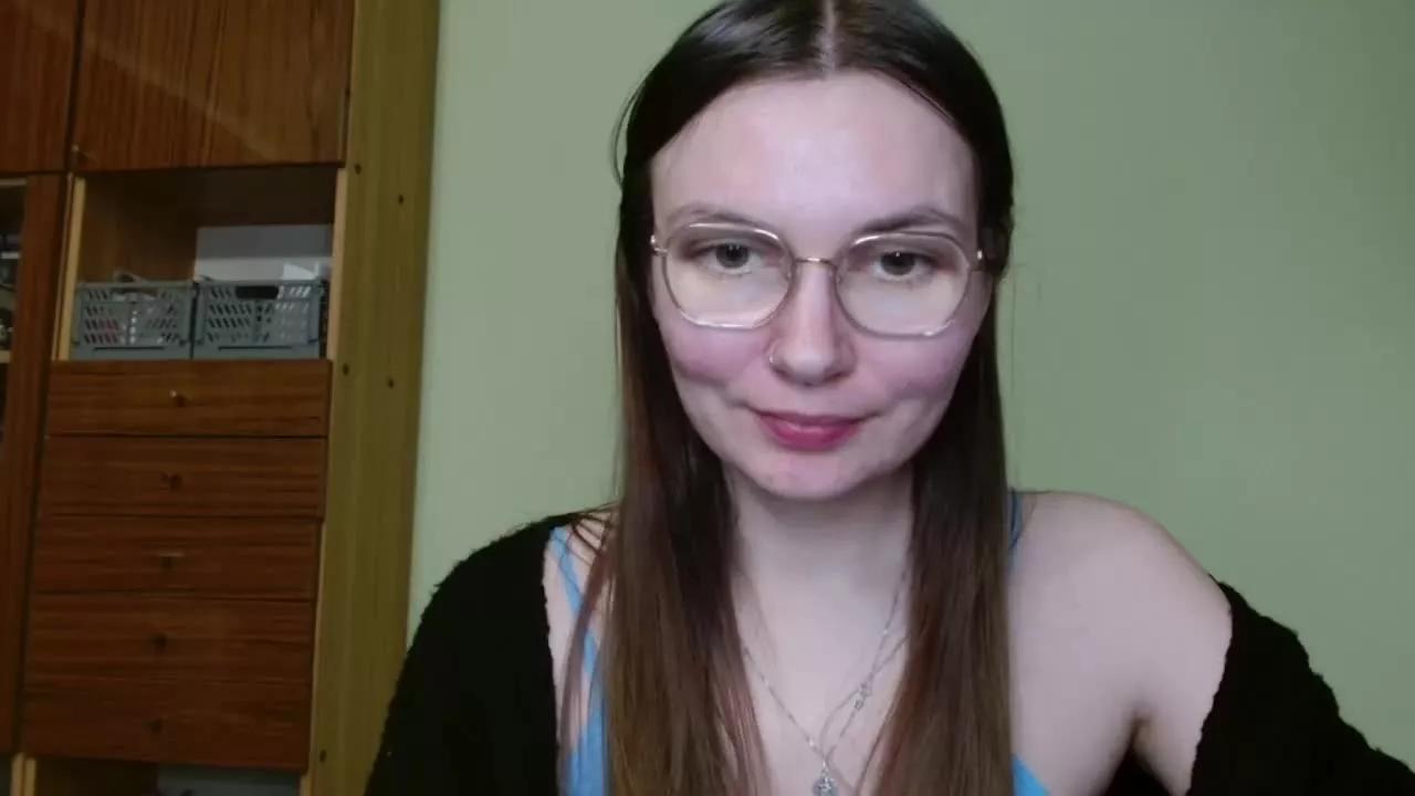 tastyELLYY on Streamray 