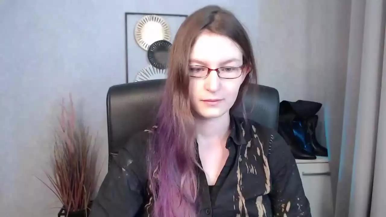 tastyEmma on Streamray 