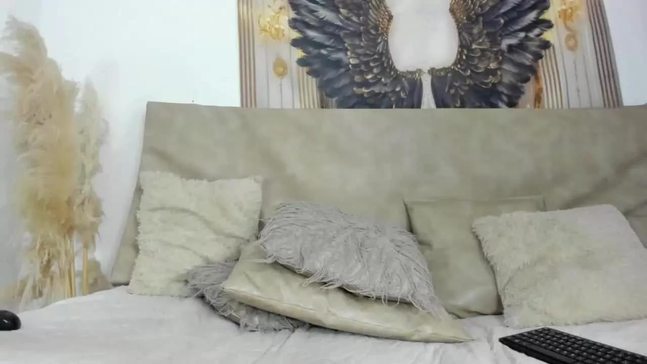 tattoodomdoll on Streamray 