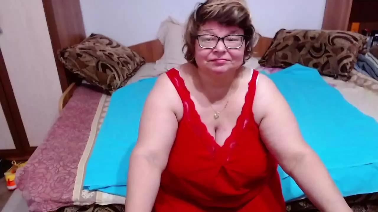 UrSweetKarina on Streamray 