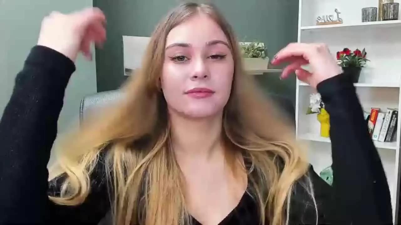 ValeriaKitty on Streamray 
