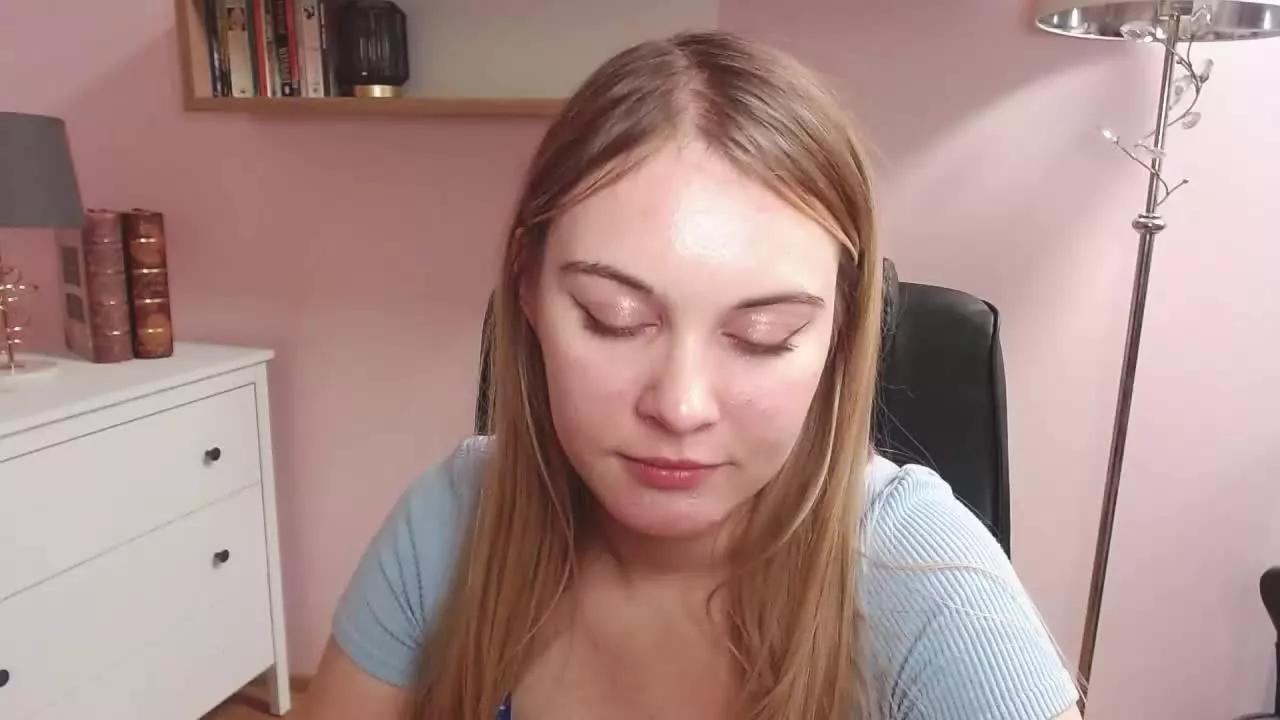 ValeriaKitty on Streamray 