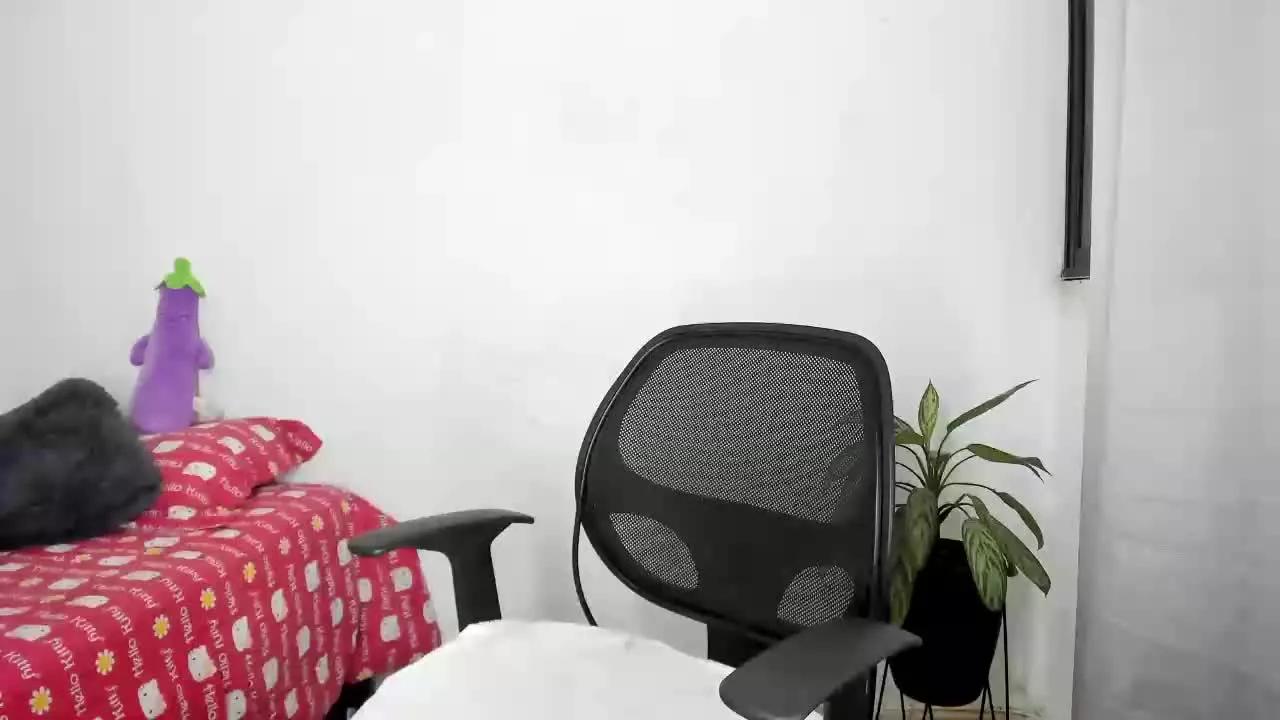 Valery_Jones on Streamray 