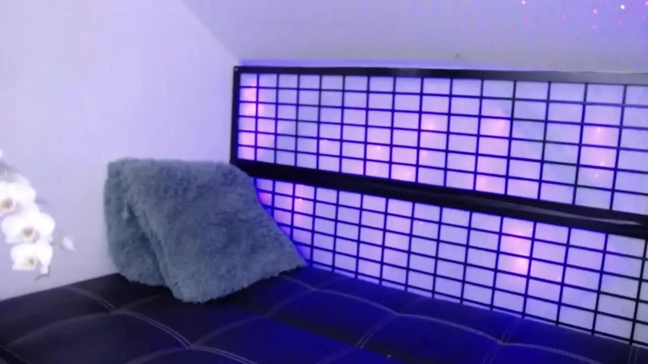 vevelicious on Streamray 