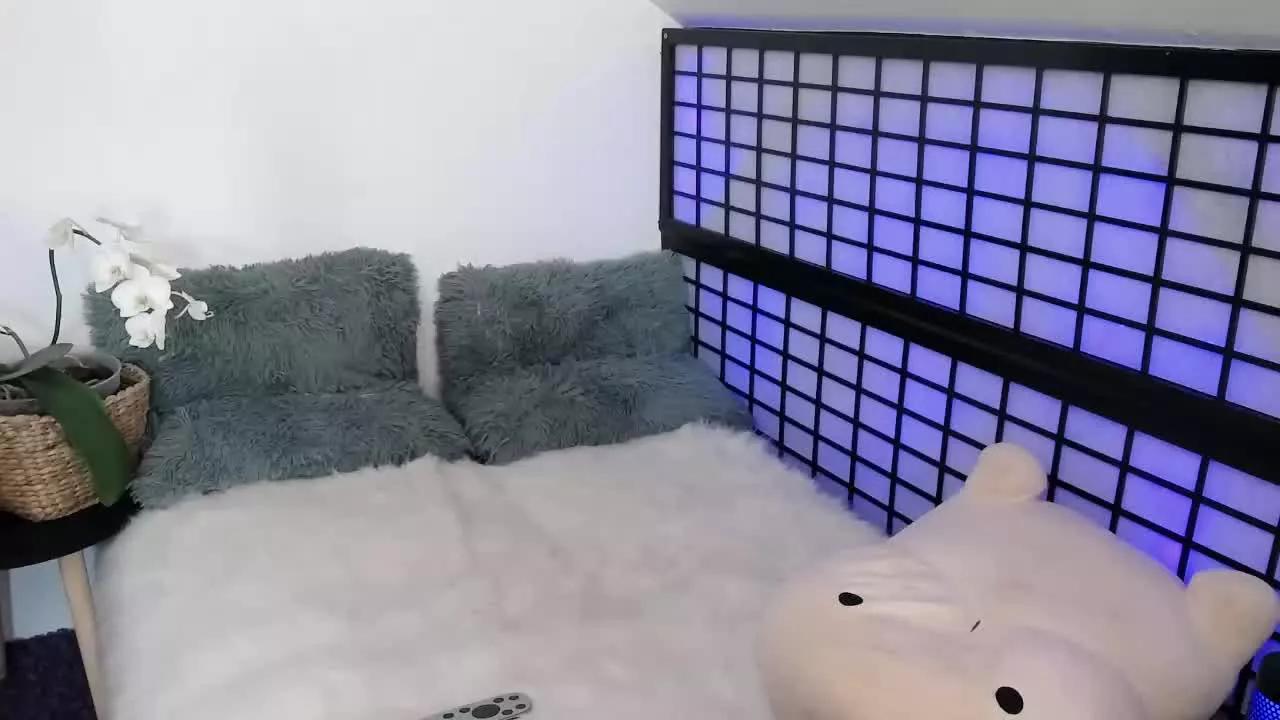 vevelicious on Streamray 